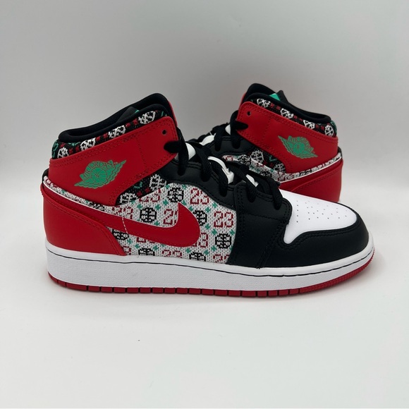 NWB Air Jordan 1 Mid GS SE Ugly Christmas Sweater/ Holiday 2021 Sneakers - Picture 2 of 9